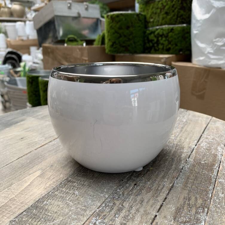 Doniczka, szerokość 11 cm